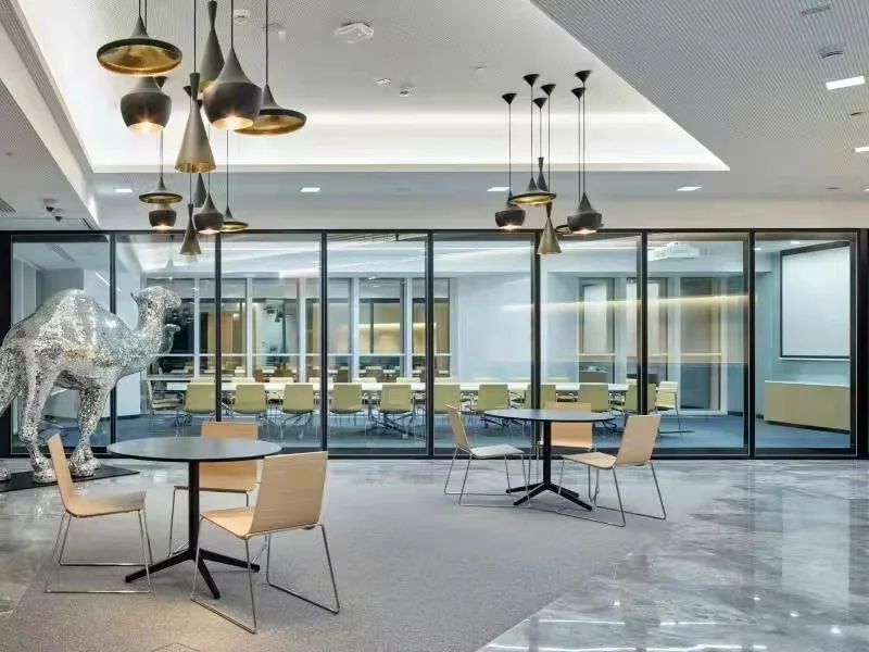 Office partitions changing from clear to private